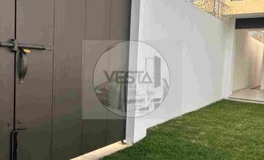 Casa con 3 habitaciones, alberca, balcón, en condominio, Yautepec Morelos