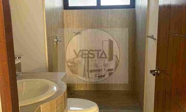 Casa con 3 habitaciones, alberca, balcón, en condominio, Yautepec Morelos