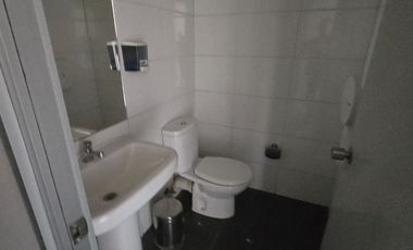 Cochrane, a pasos de plaza Sotomayor