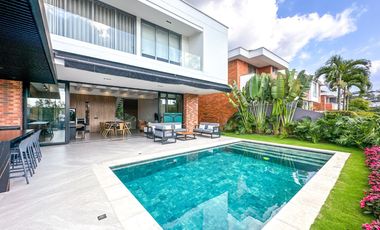 Casa moderna en Ruitoque Condominio