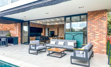 Casa moderna en Ruitoque Condominio