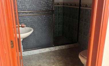 SE ARRIENDA CASA IDEAL PARA BODEGA O FÁBRICA