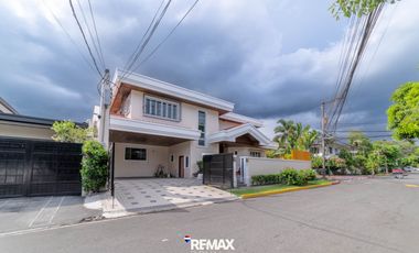 2 Storey House for Rent in Magallanes Village, Makati City