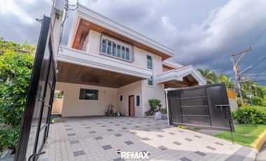 2 Storey House for Rent in Magallanes Village, Makati City