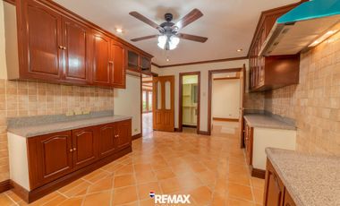 2 Storey House for Rent in Magallanes Village, Makati City