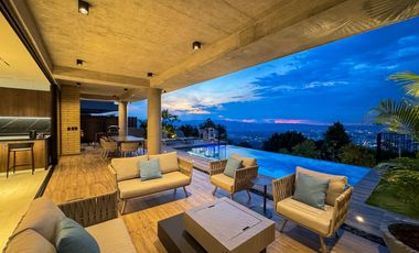 Casa en sector exclusivo de Ruitoque Alto a 20 minutos de Bucaramanga