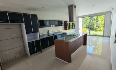 CASA EN RENTA EN LOMAS DE ANGELOPOLIS PUEBLA