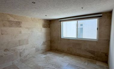 CASA EN RENTA EN LOMAS DE ANGELOPOLIS PUEBLA