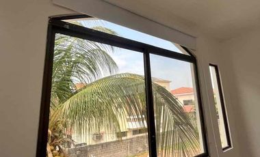 VENDO O ALQUILO MUY BONITA CASA FRENTE AL RÍO BABAHOYO EN SAMBORONDÓN