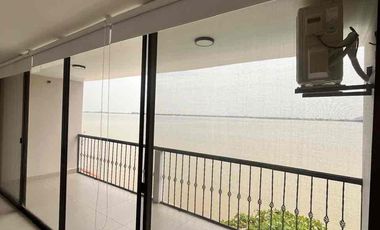 VENDO O ALQUILO MUY BONITA CASA FRENTE AL RÍO BABAHOYO EN SAMBORONDÓN