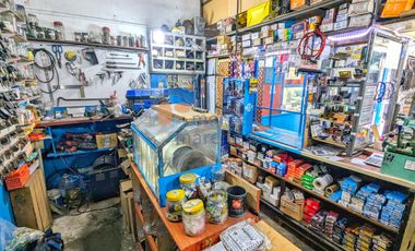 Oportunidad! Tres Locales Comerciales, Venta en Bloque!