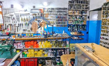 Oportunidad! Tres Locales Comerciales, Venta en Bloque!