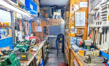 Oportunidad! Tres Locales Comerciales, Venta en Bloque!