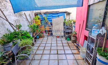 Oportunidad! Tres Locales Comerciales, Venta en Bloque!