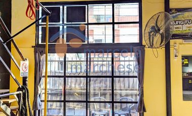 Oportunidad! Tres Locales Comerciales, Venta en Bloque!