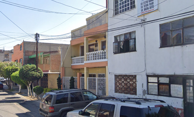 Magnífica Casa en Calle Zahuatlan, Hab la Romana, Tlalnepantla, EdoMex!! 🏡🔥