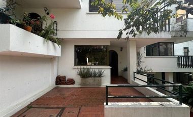 CASA OESTE EN COLINAS MONTERREY
