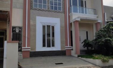 Langka Banget Rumah Baru Gress Citraland dekat Gwalk 4 Kamar Tidur