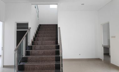 Langka Banget Rumah Baru Gress Citraland dekat Gwalk 4 Kamar Tidur