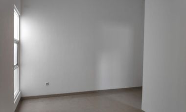 Langka Banget Rumah Baru Gress Citraland dekat Gwalk 4 Kamar Tidur