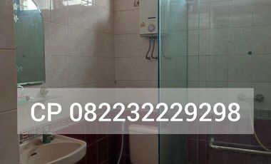 DISEWAKAN RUMAH STRATEGIS PINGGIR JALAN PUSAT KOTA JEMBER