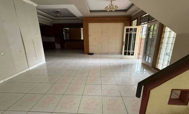 Rumah Huk dijual di Taman Alfa Indah 270m2