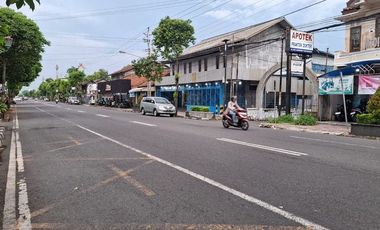 Dijual Ruko 3 Lantai Lokasi Premium di Jalan MT Haryono, Yogyakarta
