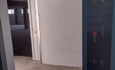 EDIFICIO HABITACIONAL CON USO DE SUELO MIXTO EN VENTA EN COLONIA PENSADOR MEXICANO