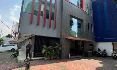 Mini Office 4 Lantai Hook di Cipete Raya