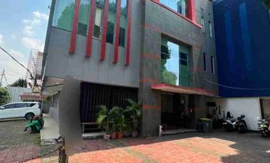 Mini Office 4 Lantai Hook di Cipete Raya