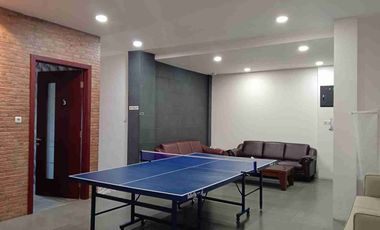 Mini Office 4 Lantai Hook di Cipete Raya