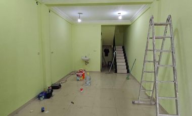 DISEWAKAN CEPAT RUKO 2,5 LANTAI & ROOFTOP DI PERUMNAS 1 TANGERANG