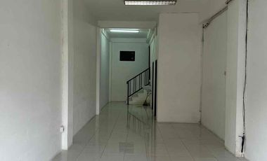 Ruko 3 lantai di menteng startegis siap pakai