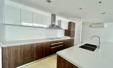 EAST GALLERY PLACE: 4BR FOR SALE: