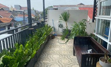 Rumah Pisangan Rawamangun 233mtr 2 lantai siap Huni semi furnished