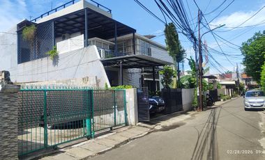 Rumah Pisangan Rawamangun 233mtr 2 lantai siap Huni semi furnished