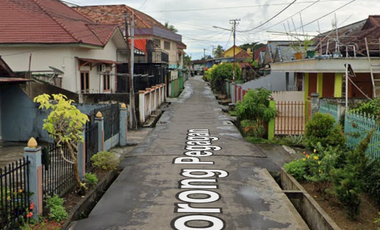 DIJUAL TANAH & BANGUNAN RUMAH TINGGAL – LOKASI STRATEGIS! 🏡