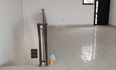 Ruko komersil bangunan baru di kota harapan indah bekasi