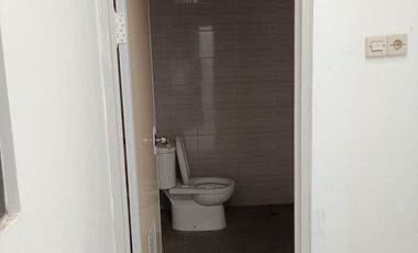 Ruko komersil bangunan baru di kota harapan indah bekasi