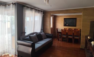 Comoda vivienda en condominio 3 Dorm. 4 Baños