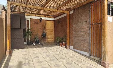 Comoda vivienda en condominio 3 Dorm. 4 Baños