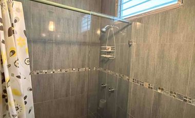 alquilo departamento en San Lorenzo Salinas al pie del mar