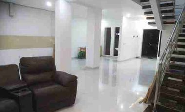 Dijual cepat Rumah 2 lantai di Taman Surya 5, kalideres, jakarta barat