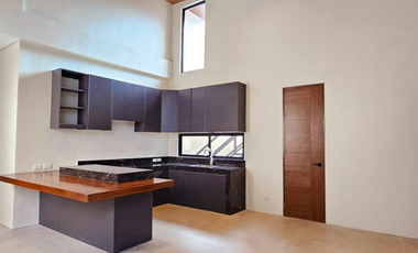 FOR SALE: 5-BR BUNGALOW HOUSE and LOT at BF HOMES PARAÑAQUE