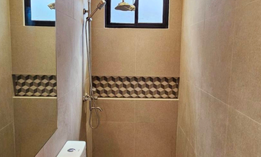 FOR SALE: 5-BR BUNGALOW HOUSE and LOT at BF HOMES PARAÑAQUE