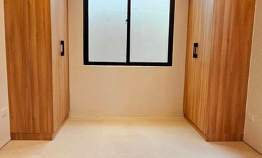 FOR SALE: 5-BR BUNGALOW HOUSE and LOT at BF HOMES PARAÑAQUE