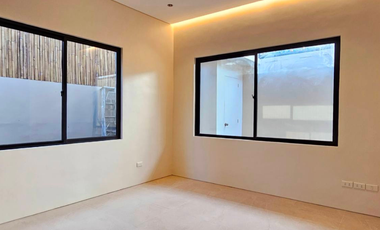 FOR SALE: 5-BR BUNGALOW HOUSE and LOT at BF HOMES PARAÑAQUE