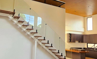 FOR SALE: 5-BR BUNGALOW HOUSE and LOT at BF HOMES PARAÑAQUE