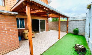 Se vende Casa en Condominio Alto Laguna, Curauma