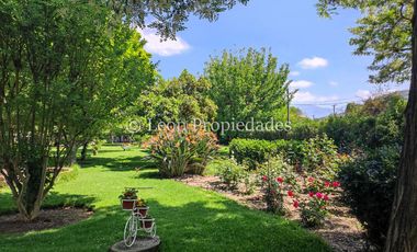 Leon Propiedades vende hermosa parcela con casa en sector Lo Águila , Curacaví.